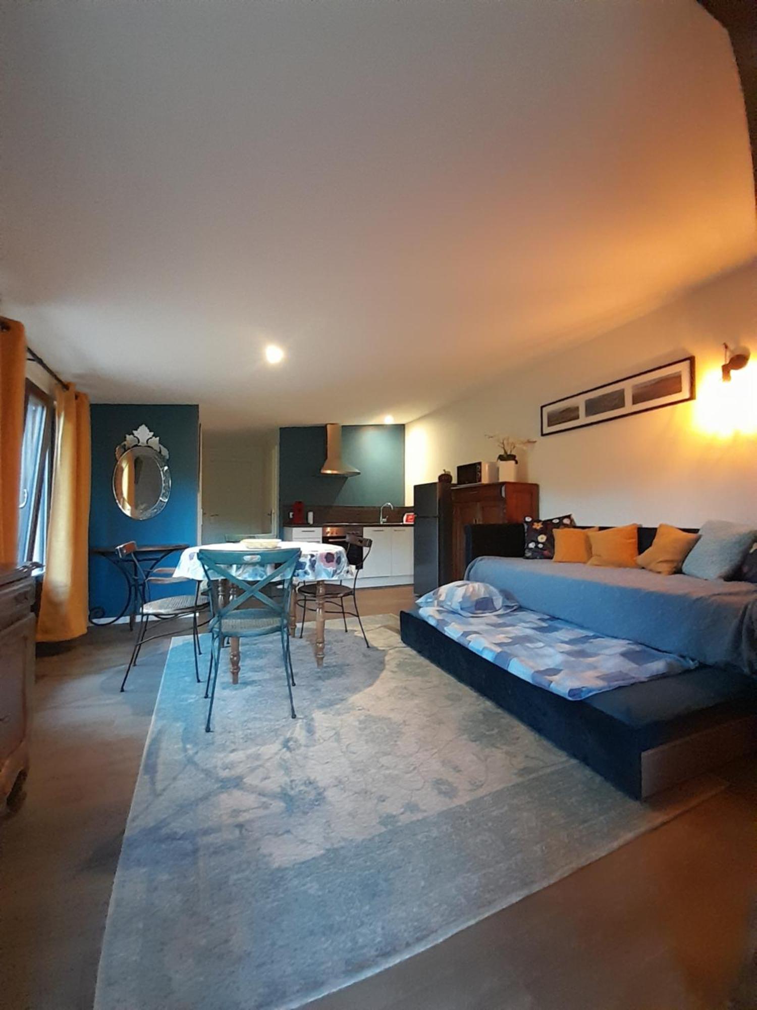 Les Cottages Du Chateau De Werde 马泽内姆 外观 照片